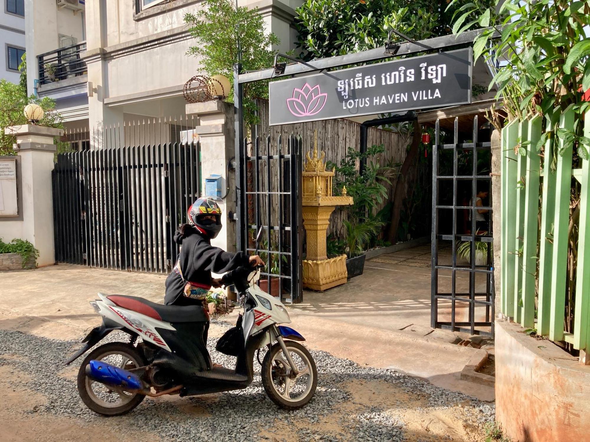 Lotus Haven Villa Siem Reap Buitenkant foto